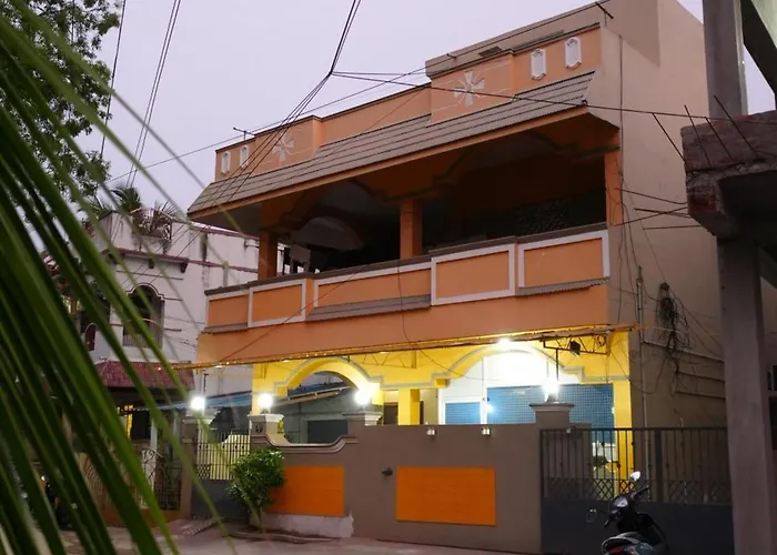 Aishwarya Home Stay