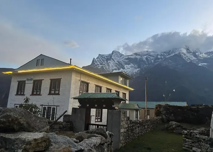Sunshine Lodge