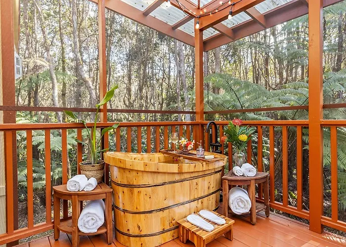 Liko Lehua Cottage-Furo Hot Tub On Deck-Fireplace