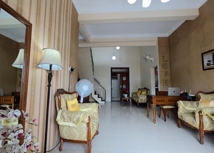 Aesthetic Home For 20Pax In Dharmahusada