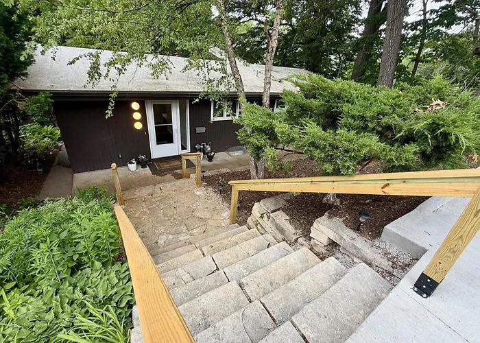 Manville Heights Modern