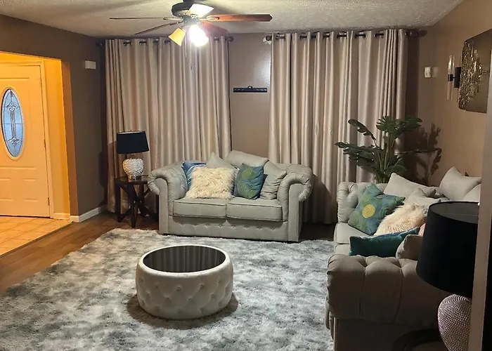 The Universal Home Stay