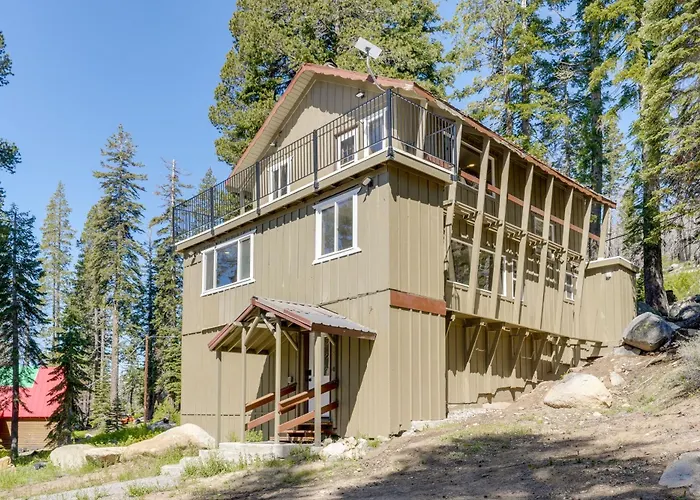 Hike, Ski & Explore! Spacious Home In Twin Bridges