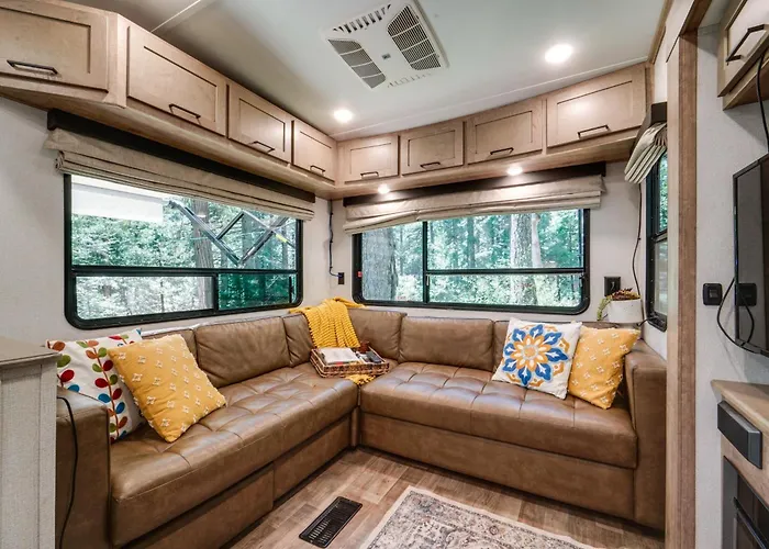 Wooded Getaway W/ Beautiful Views In Nevada City!