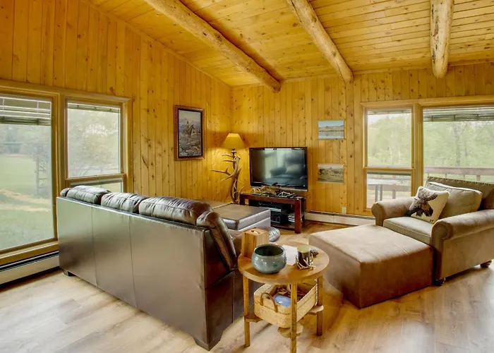 Mountain Views + Bbqs: Updated Cody Cabin