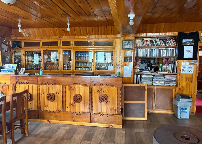 Sunshine Lodge