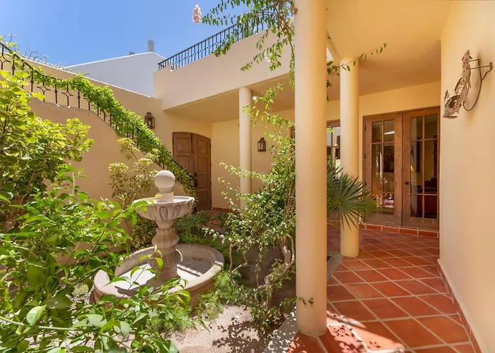 Relaxing Home Steps Away From The Community Pool In Loreto Bay