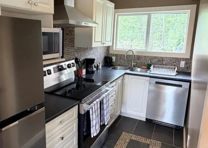 Scenic Cosy Loft Cottage Pet Freindly Sleeps 6