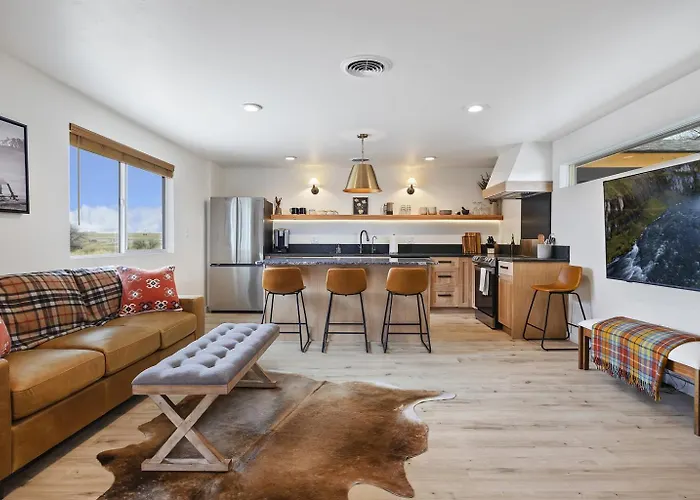 Rock Creek Canyon 1Br, Hot Tub, Sauna, Fire Pit