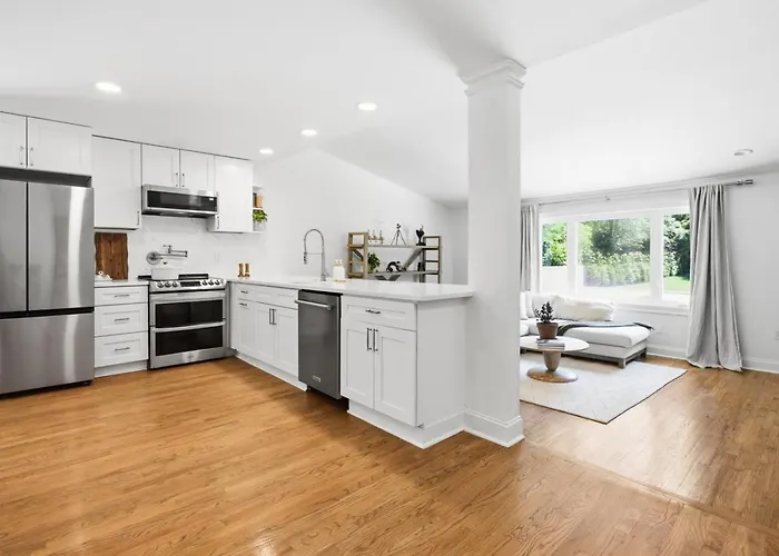 Ingleside Luxury Home - 4Br - Office - Gym