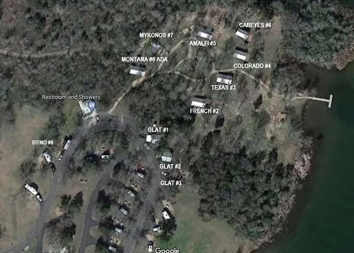 Romantic Lakefront Cabin With Fire Pit Near Lake Bastrop, Texas - Luxury Glamping Escape For Couples