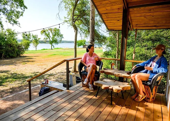 Beautiful Lakefront Glamping Cabin With Fire Pit And Lake Views Near Austin, Texas