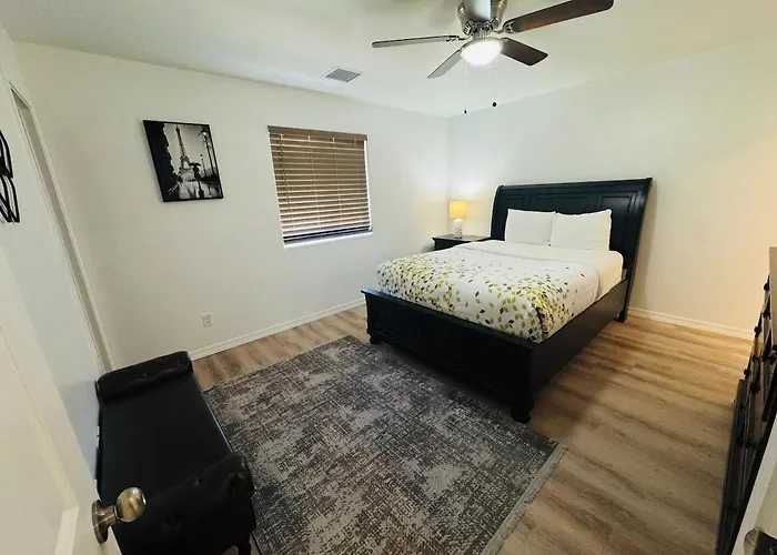 Prime Location Near Hospital & Restaurants