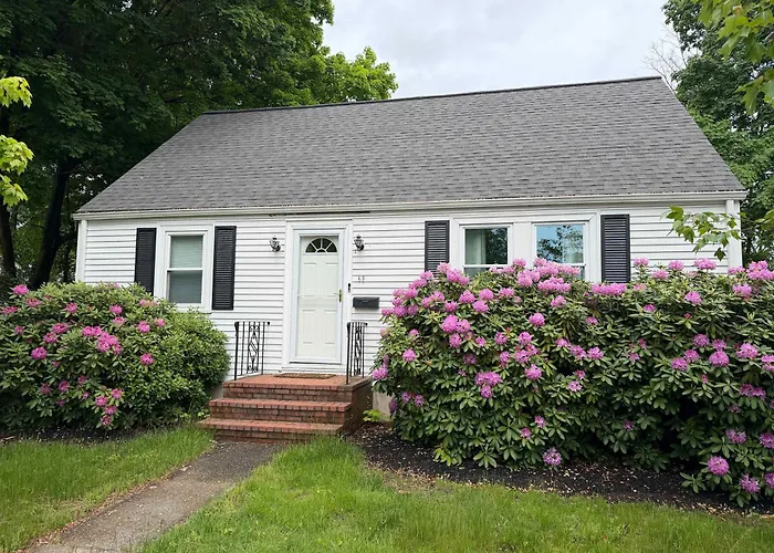 Comfortable 4 Bed Home Close To Gillette