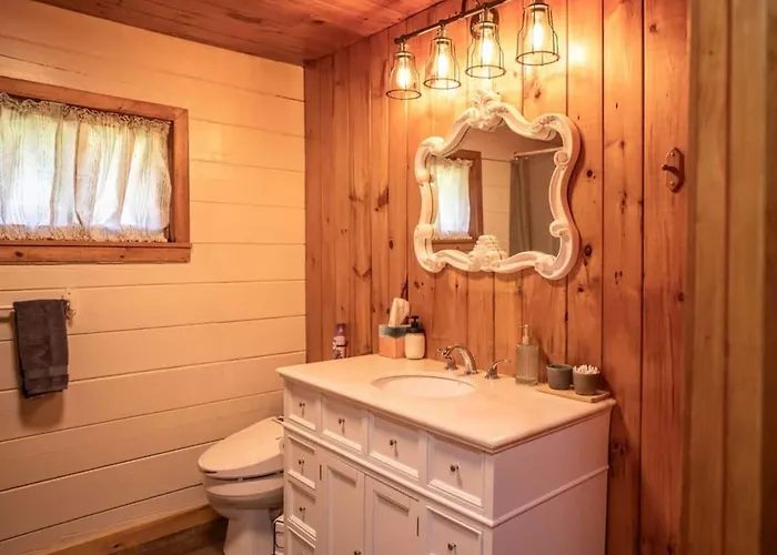 Jay Cloud Cabin - Cozy Retreat By Jay Peak Resort