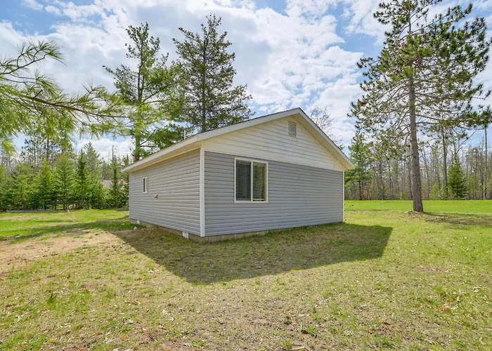 Walk To West Twin Lake: Remote Retreat W/ Yard