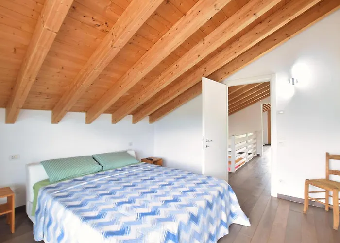 2 Bedroom Gorgeous Home In Feltre
