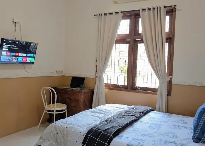 Aesthetic Home For 20Pax In Dharmahusada