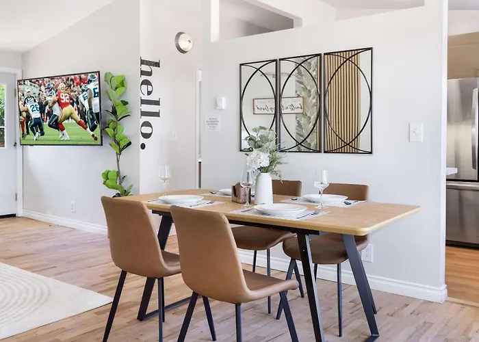 Modern Single-Level 2Br Easy Access & Office