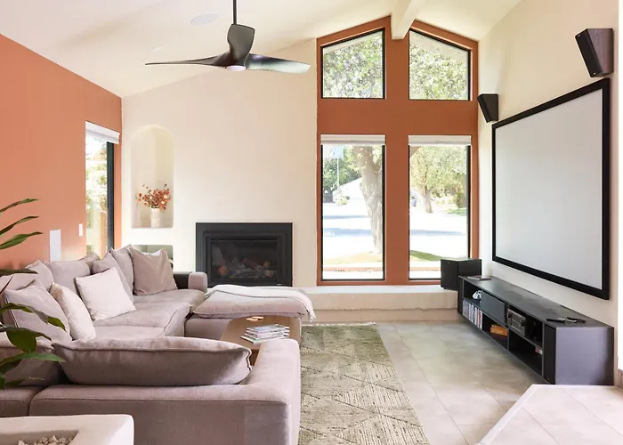 Retro Ranch Home - Theater, Pool, Spa, Pet Friendly