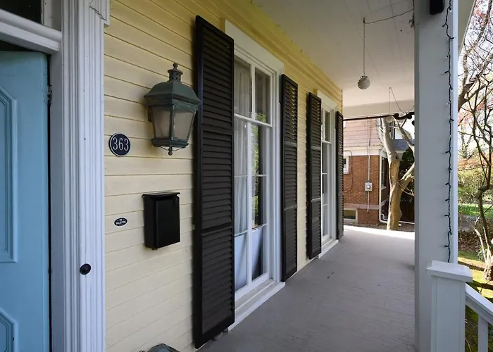 Charming Montclair Victorian Farmhouse With Lots Of Amenities!