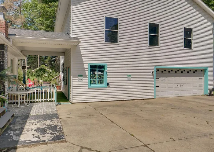 Peaceful Farm Stay Near Cuyahoga Valley Np