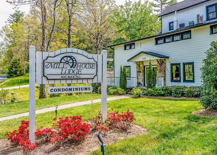 Lakeside Condo Dog-Friendly With Ac Large Porch Shared Amenities Beach Access Pool Tennis