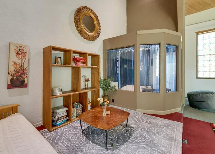Walk To Clear Lake: 2-Unit Church Combo Stay!