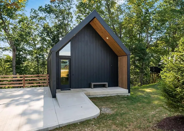 Birch At Arcadia Hills Luxury Couples Cabin