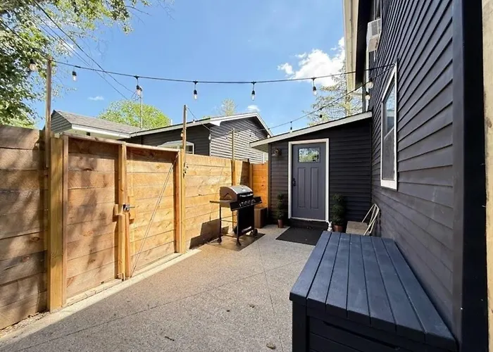 2 Fun Homes