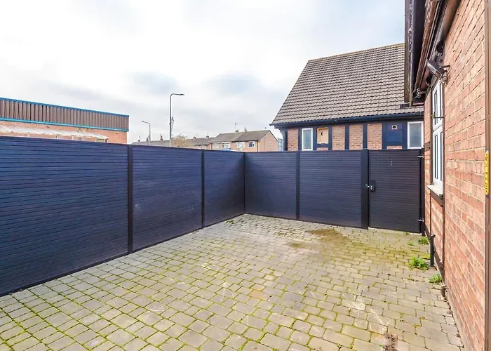 Stunning & Spacious Bungalow In Northwich Sleep 8