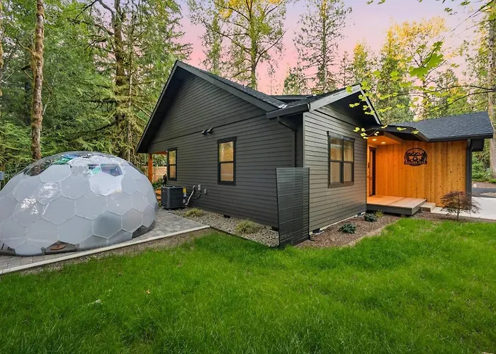 Mt. Hood Dome Retreat Hot Tub & Sauna, Ev & More