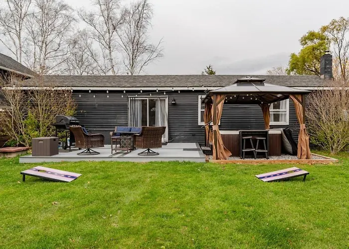 2 Fun Homes