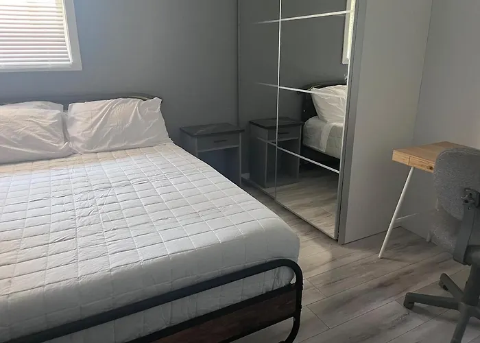 Aaa Tahsis Adventure Suite Near Marina