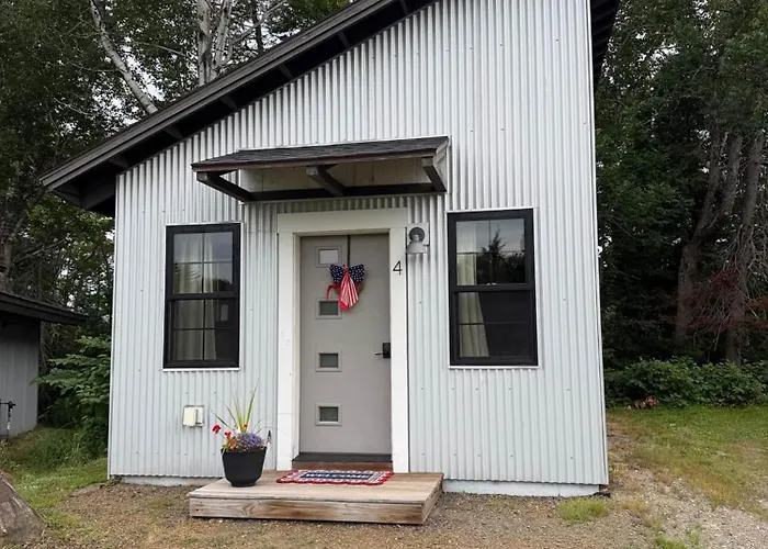 The Ridgeline | Near Saddleback • Walk To Rangeley Lake