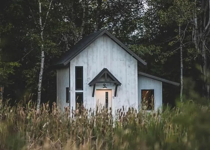 The Alpine Suite | Walk To Downtown & Rangeley Lake Beach