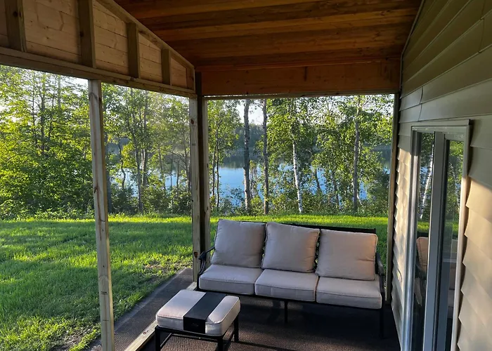 Sunrise-Moonlight Cabin