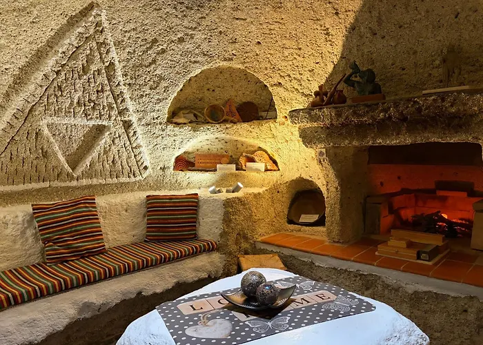 Casas Cueva Alfer