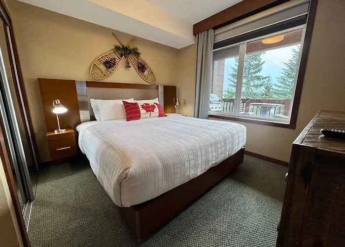 Mountain View Escape With Open Hot Tub, Views!!