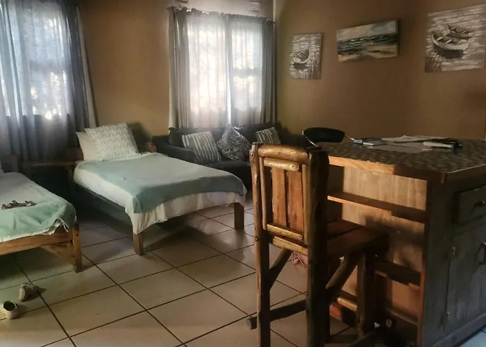 Ma'S Cottage