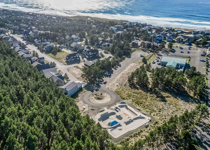 Beach Pine House