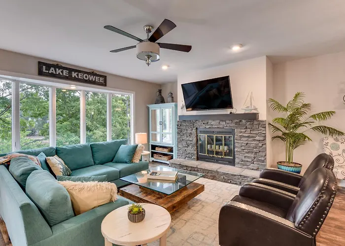 Lake Keowee Resort Condo W/ Fantastic View