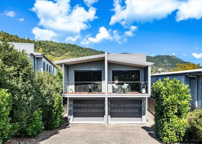 Whitsunday Whisper Terrace - Townhouse Pets Airlie
