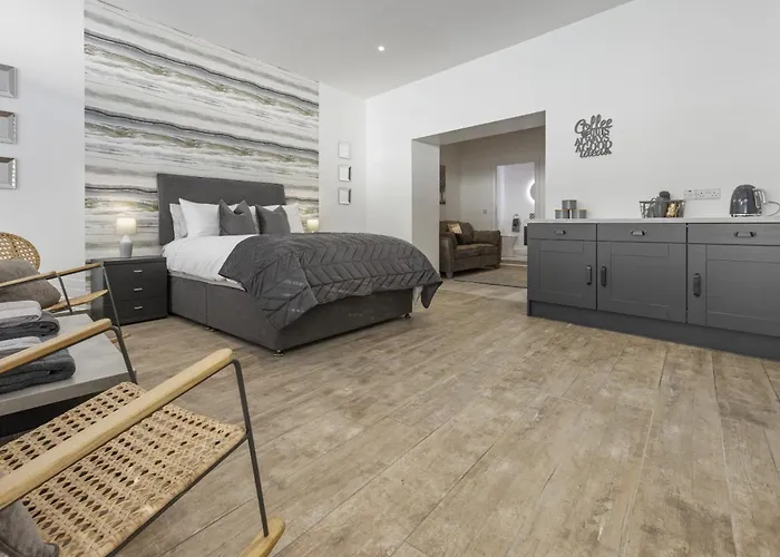 Stayover Suites