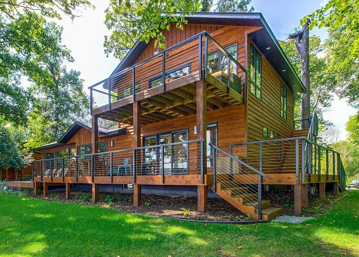 Short Drive To Itasca State Park - Waterfront Home