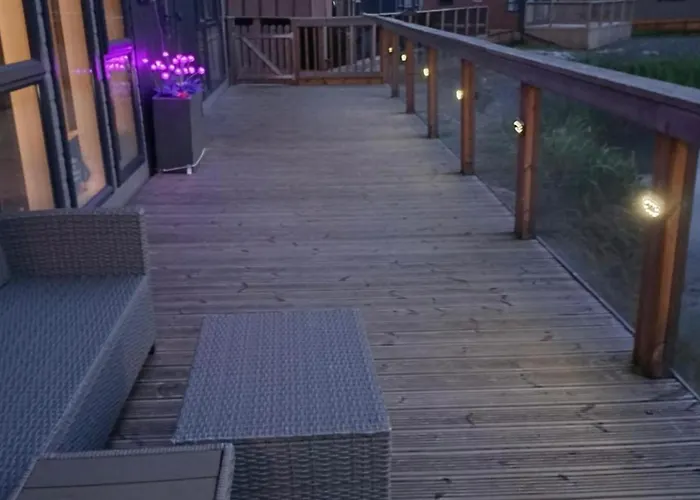 Malton 2-Bed Lodge Sleeps 4 Pet Friendly