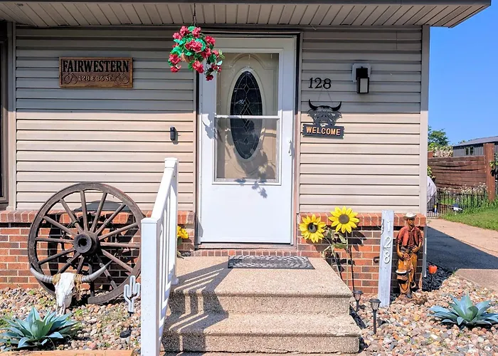 By State Fair 5 Bedrooms 2 Baths
