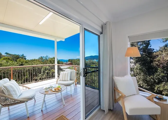 Orana Coastal Retreat