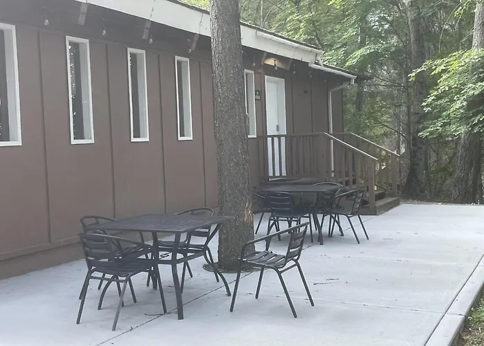 Wilderness West Resort Cabin 3