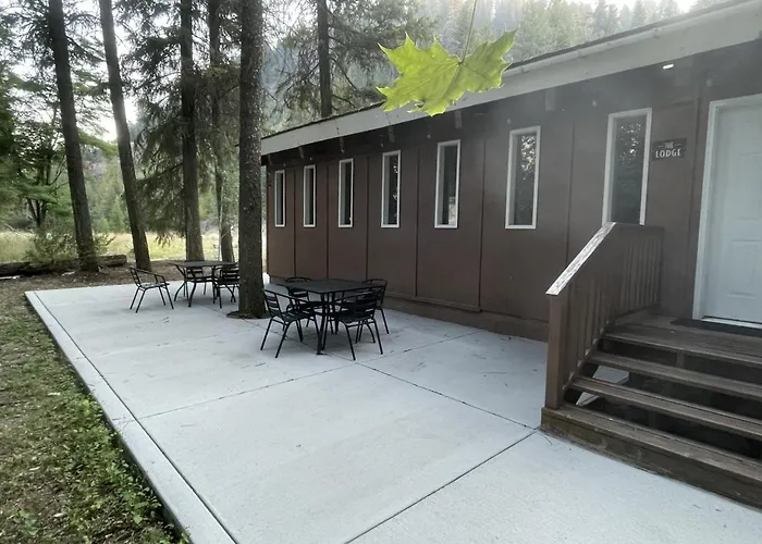 Wilderness West Resort Cabin 2